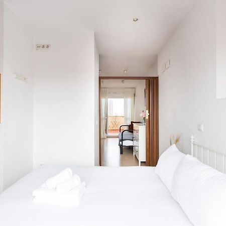 Holi-Rent Apartamento Resitur セビリア エクステリア 写真