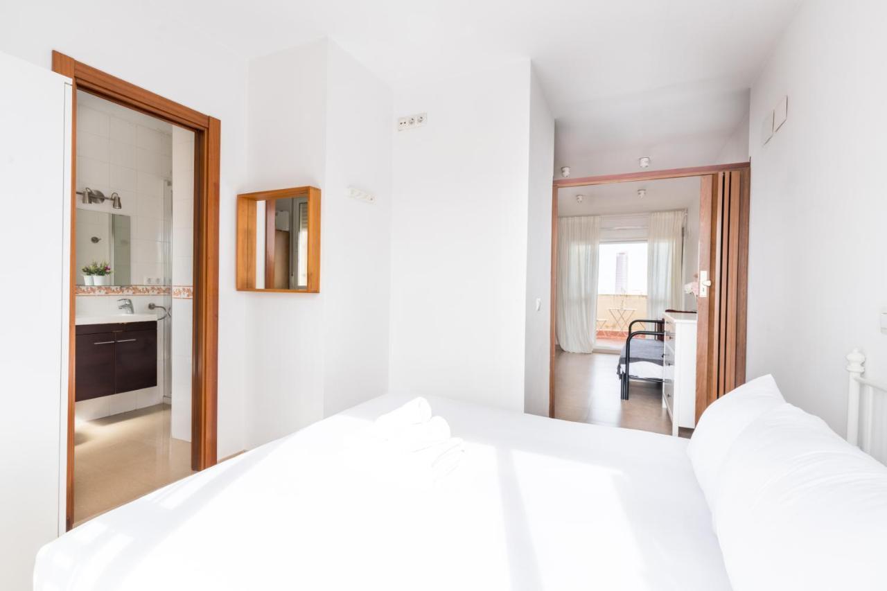 Holi-Rent Apartamento Resitur セビリア エクステリア 写真