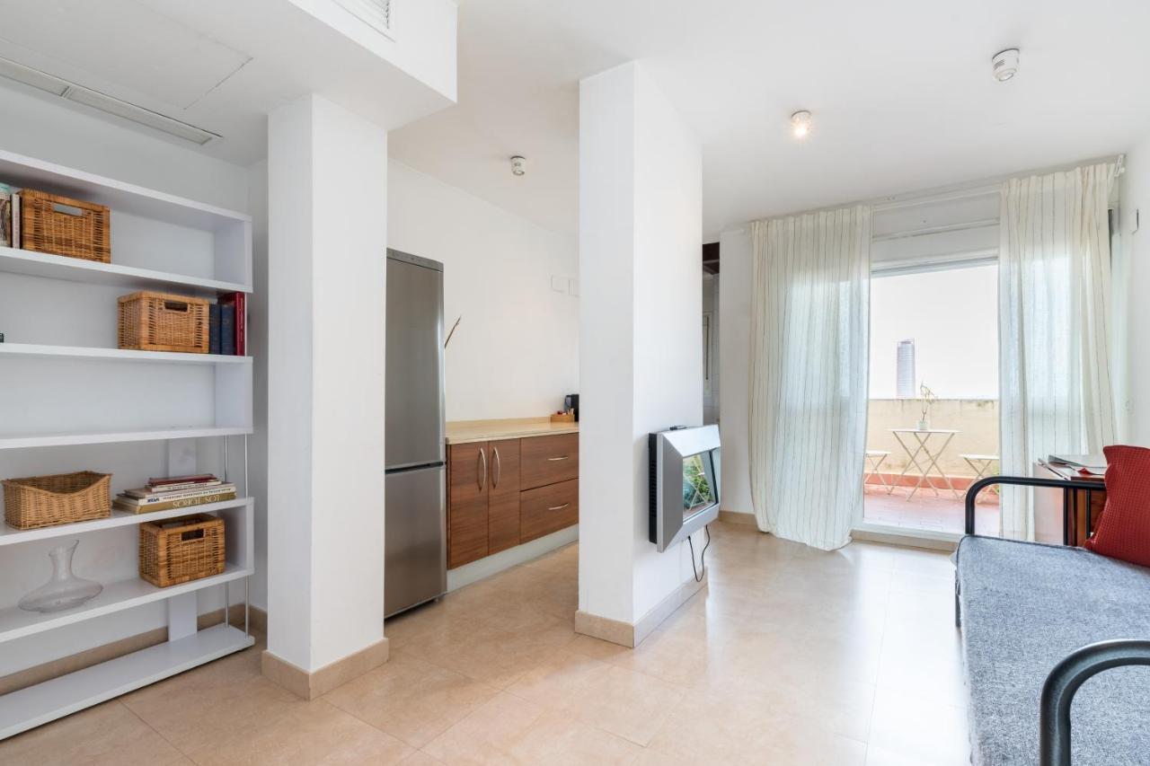 Holi-Rent Apartamento Resitur セビリア エクステリア 写真